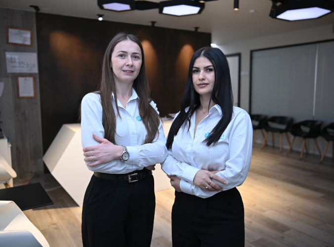 Salla e pritjes së poliambulatorit GVM në Tiranë